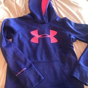Girls under armor hooded sweatshirt